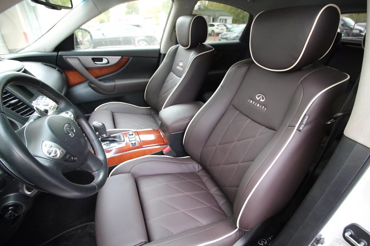 Сиденье коричневая Инфинити fx37