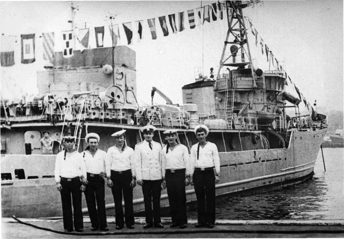 Морской тральщик "Мичман Павлов"