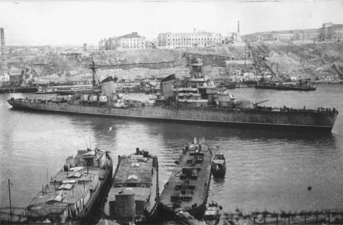 Крейсер Ворошилов