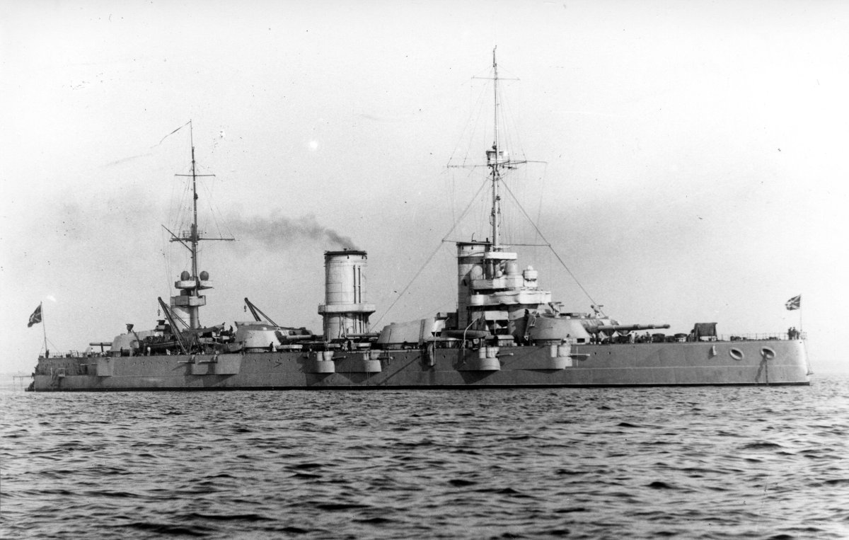 Линкор Петропавловск Марат