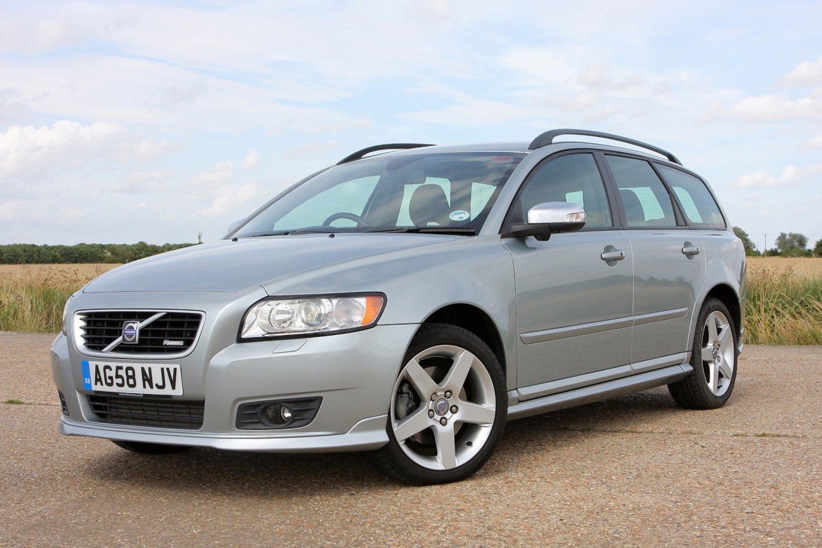 Volvo v50 r