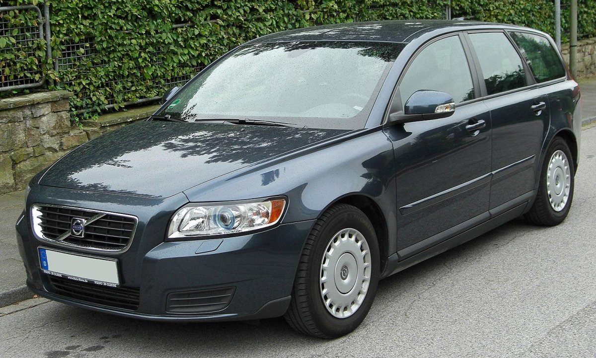 Вольво v50