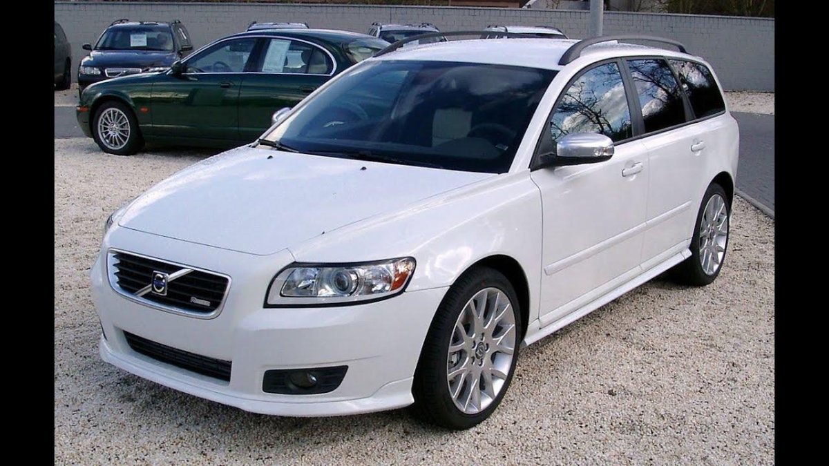 Вольво v50