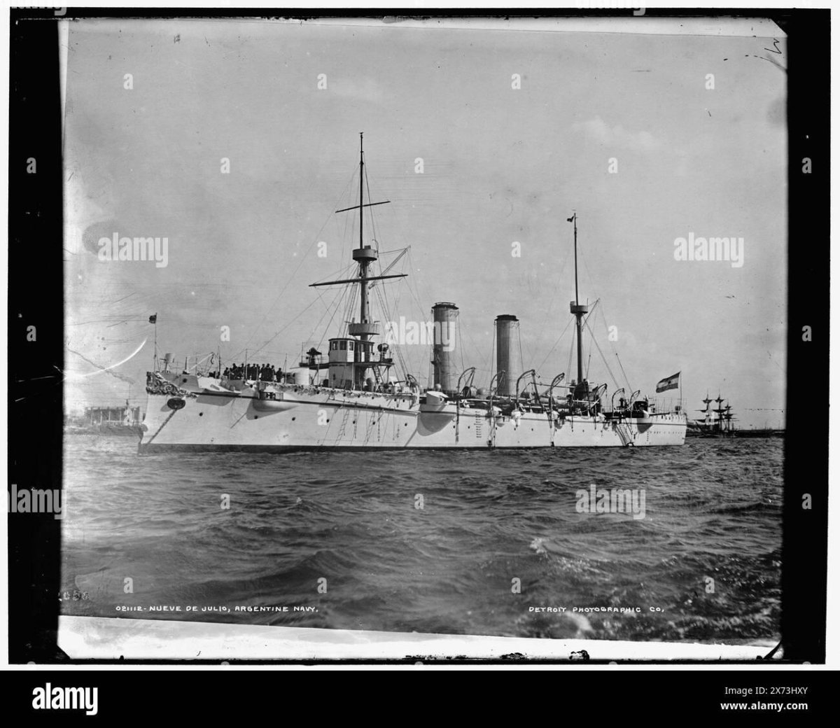 Нуэве де Хулио бронепалубный крейсер