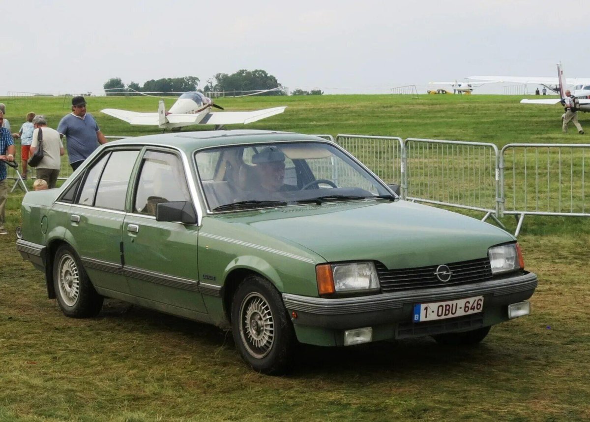 Opel Rekord e2