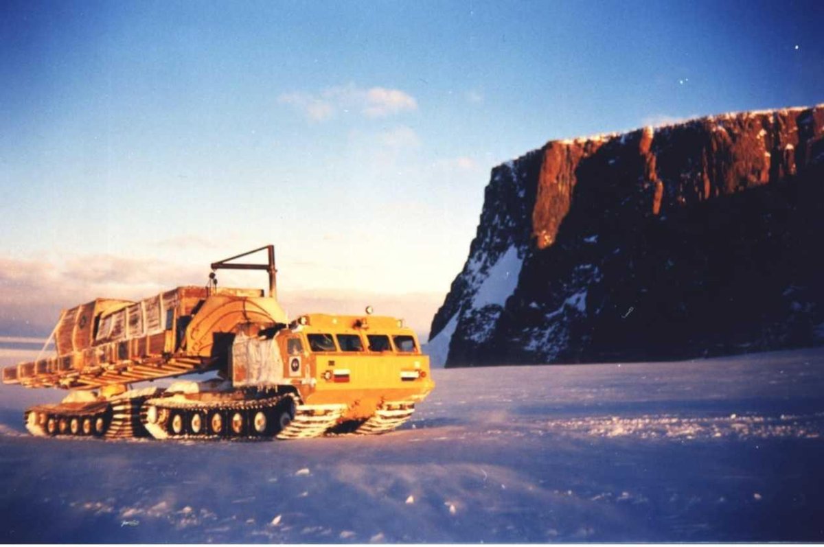 ДТ-30п Витязь Арктика