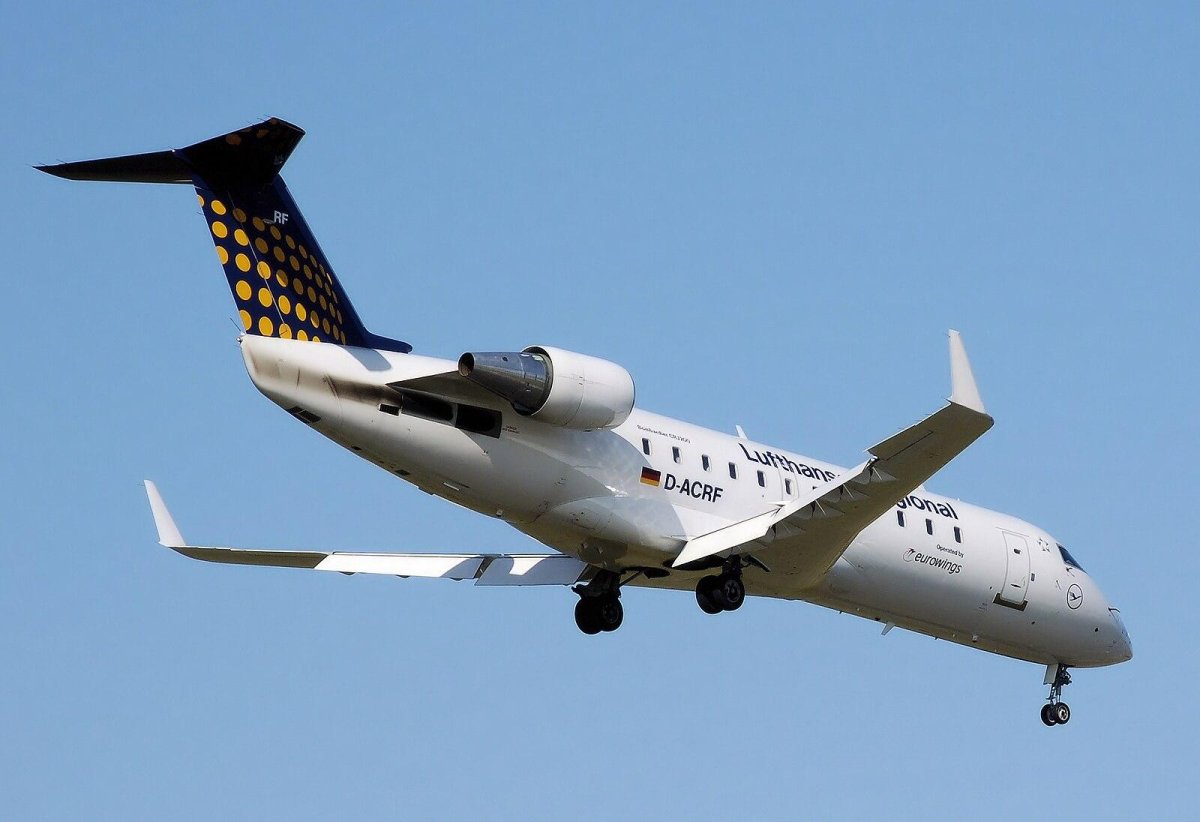 Bombardier crj200