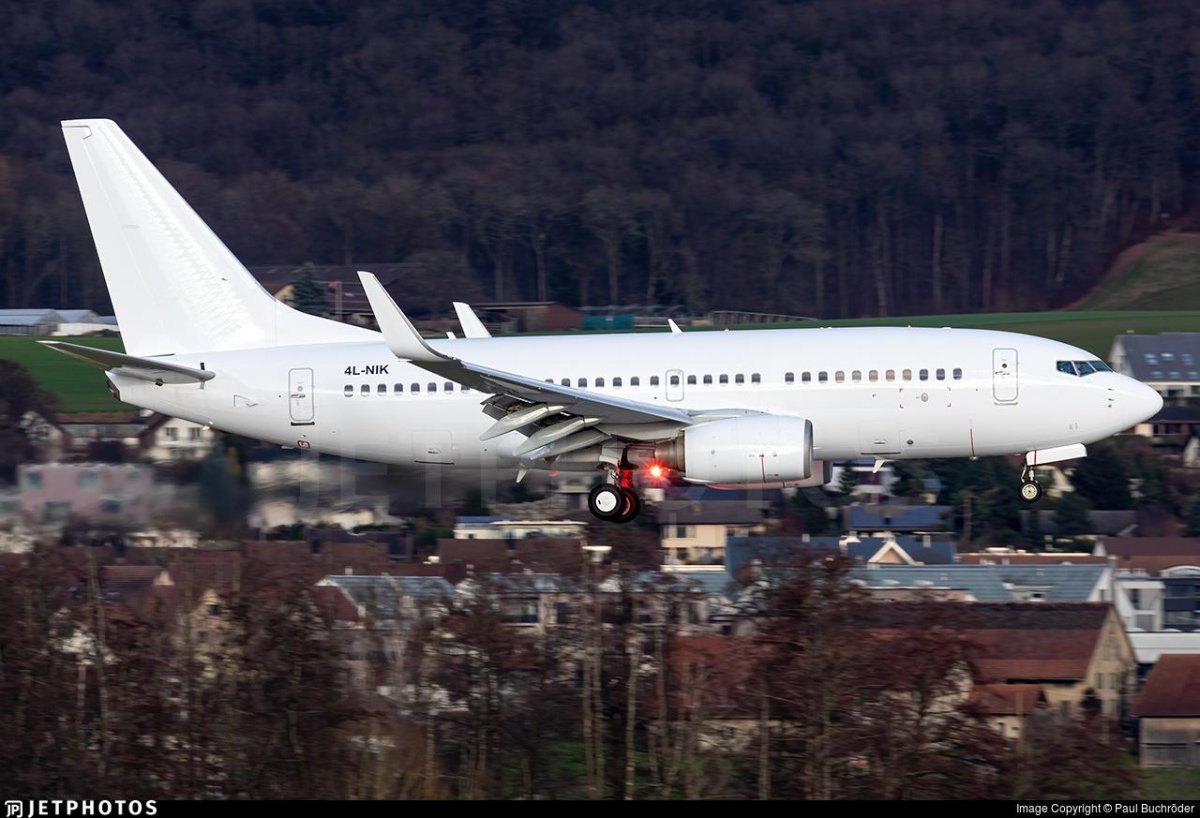 Georgian Airways 737