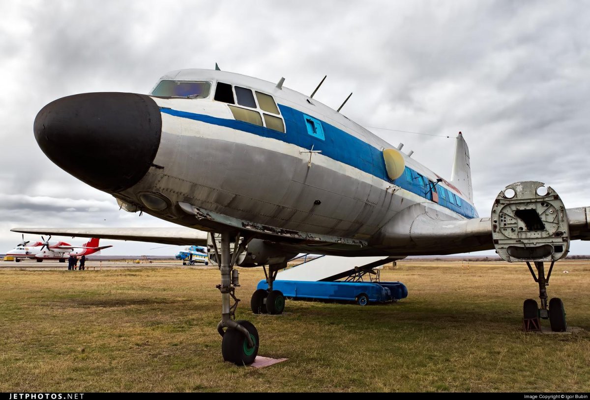 Ил 14 300