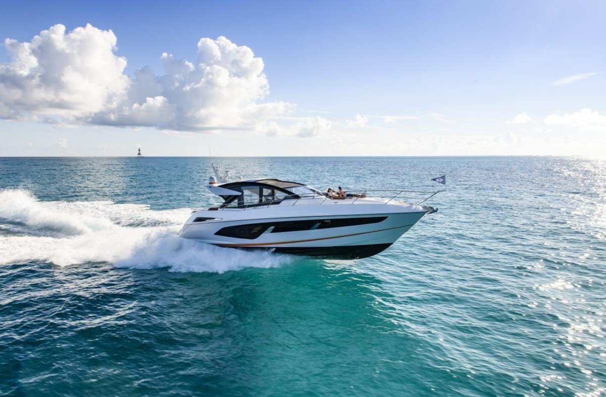 Sunseeker 60 Predator