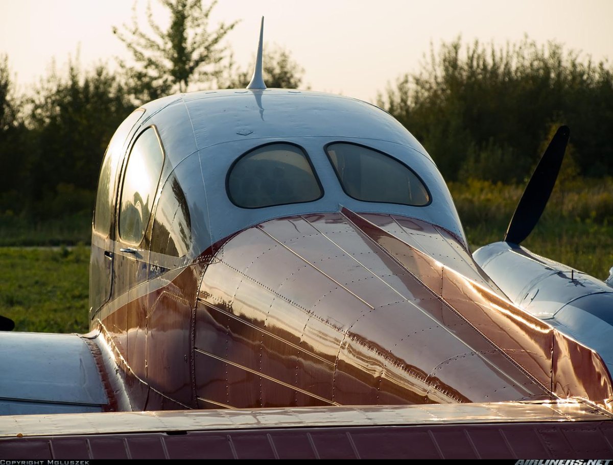 Самолёт Морава l200