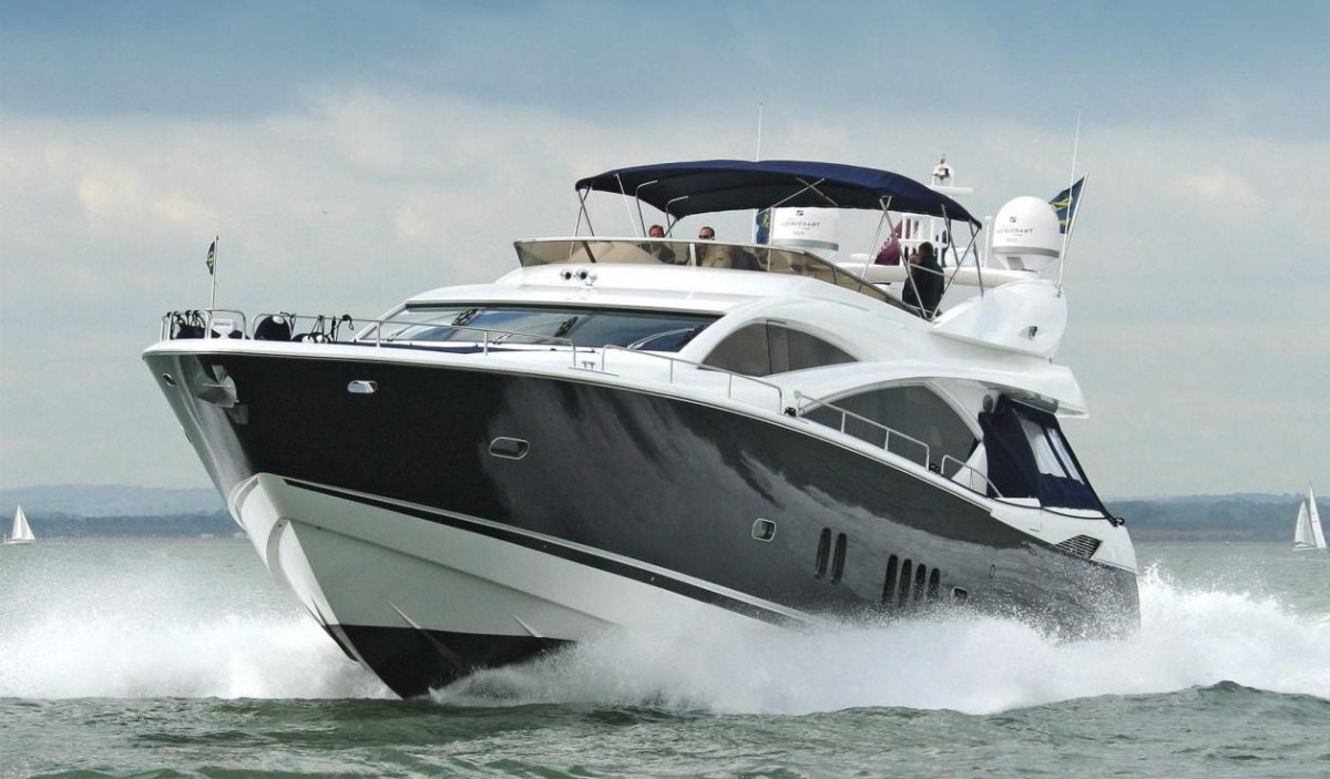 Sunseeker 80 Yacht