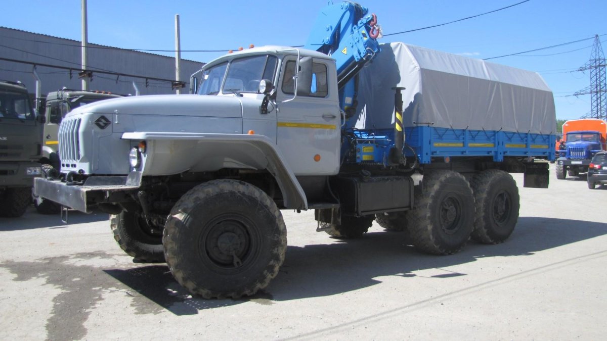 Урал 4320 с КМУ