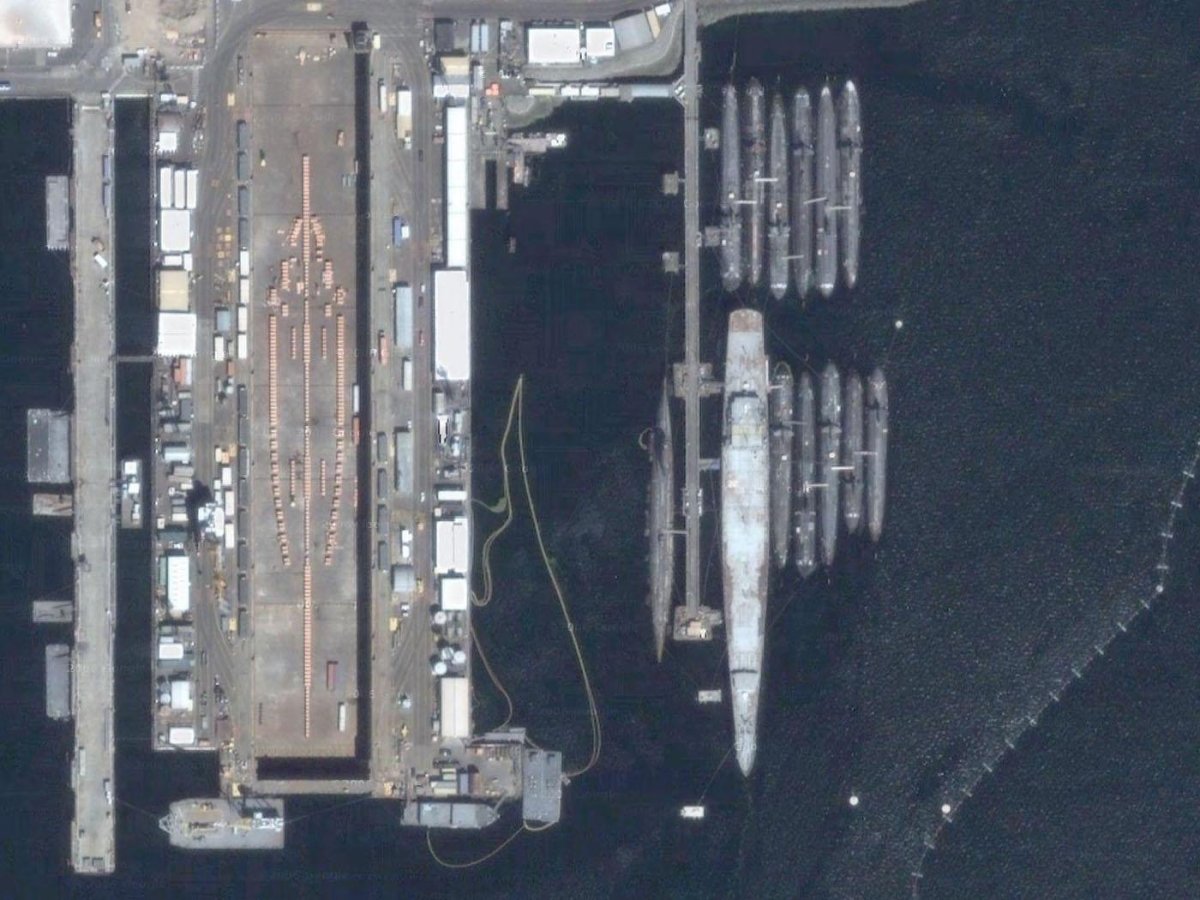 Белгород подводная лодка спутниковый снимок