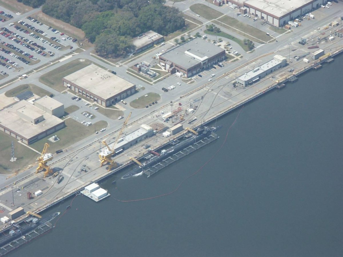 Кингс-Бей (военно-морская база)