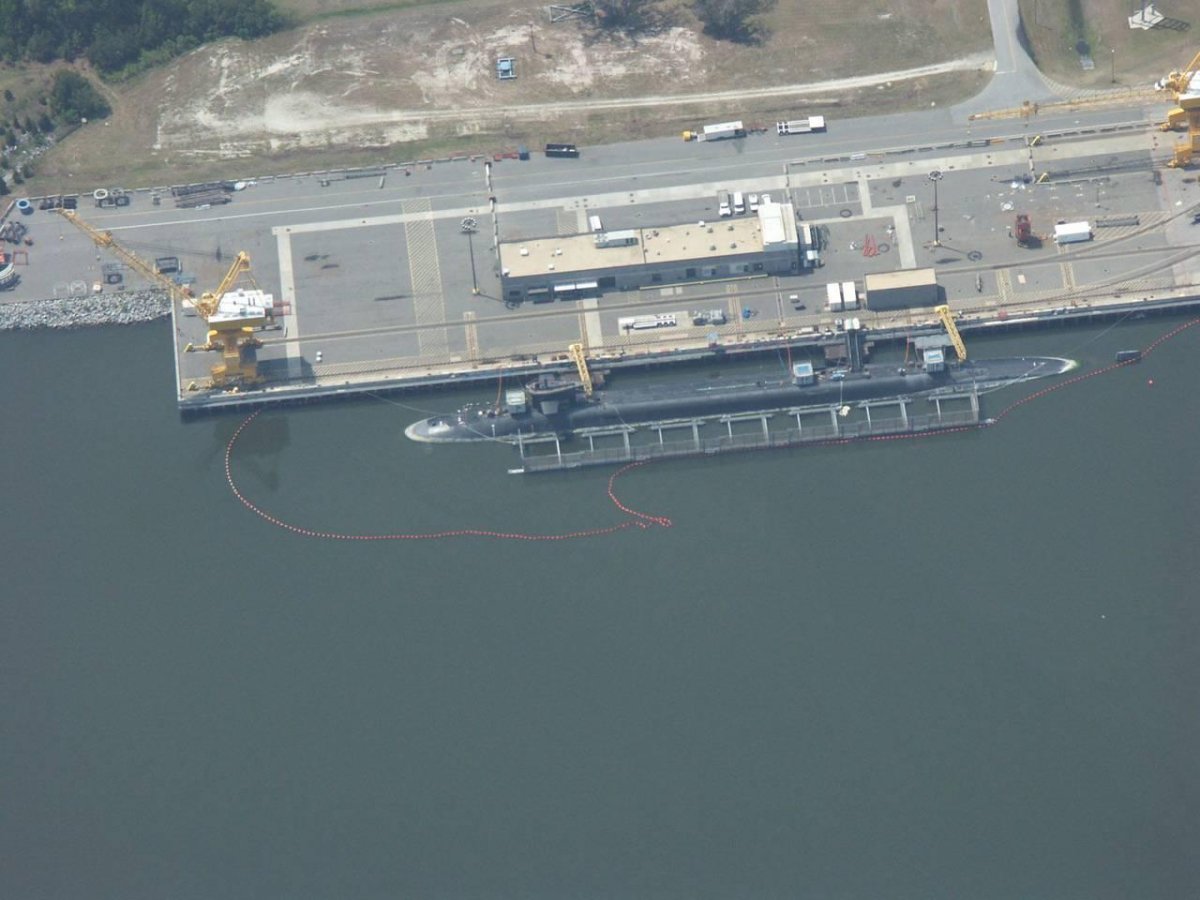 База подводных лодок ВМС США