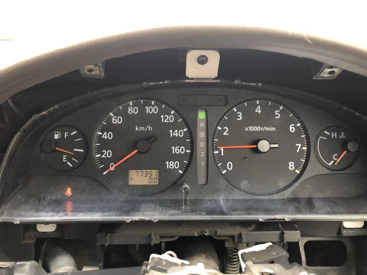 Щиток приборов Ниссан Цефиро