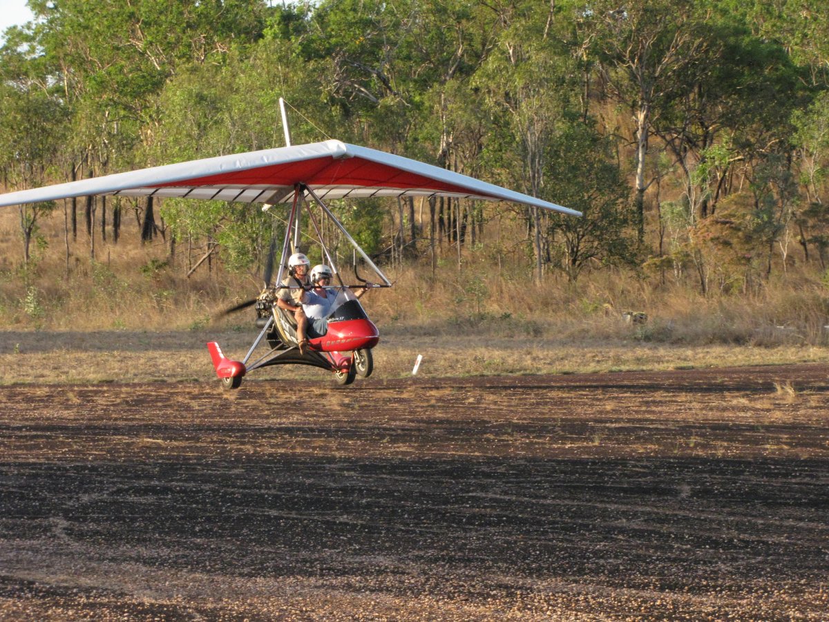 Airborne Edge XT-912-L