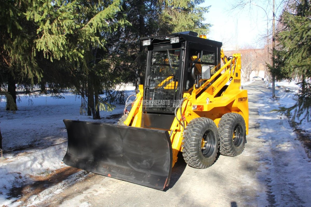 Мини-погрузчик МКСМ-1000нм