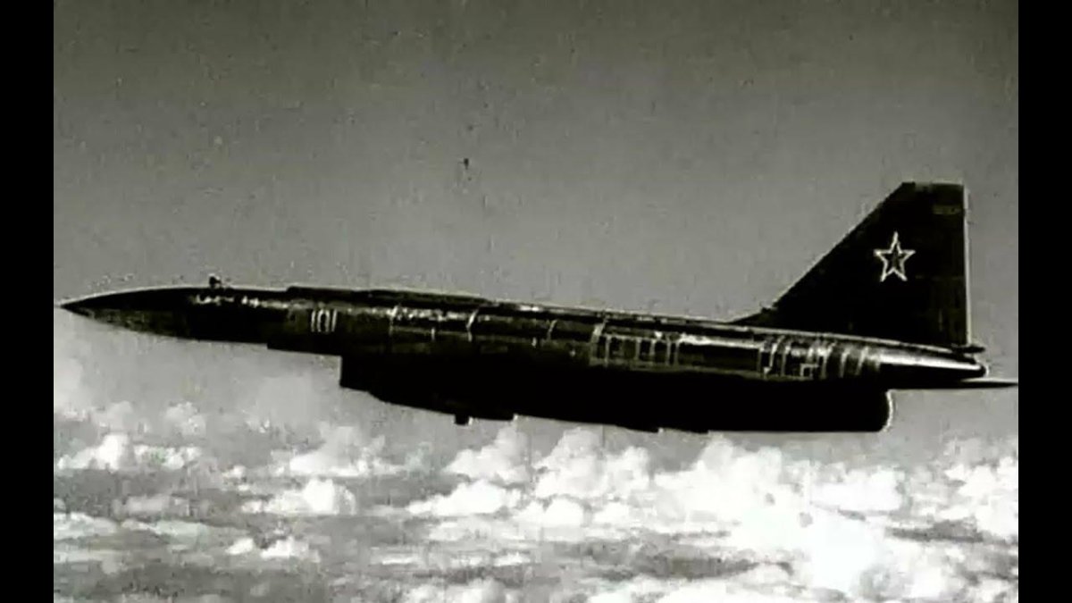 Т4 Су 100 самолет