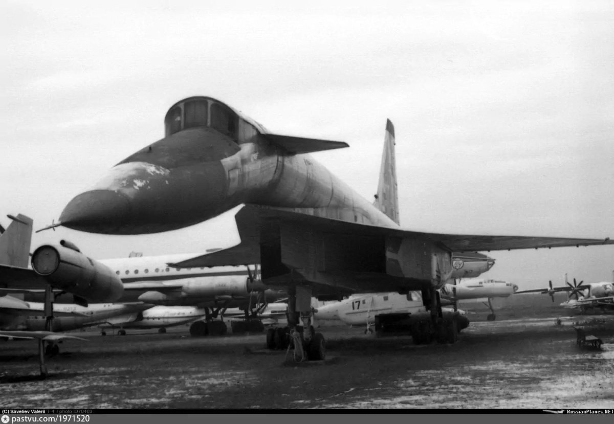 Музей авиации в Монино т4 100