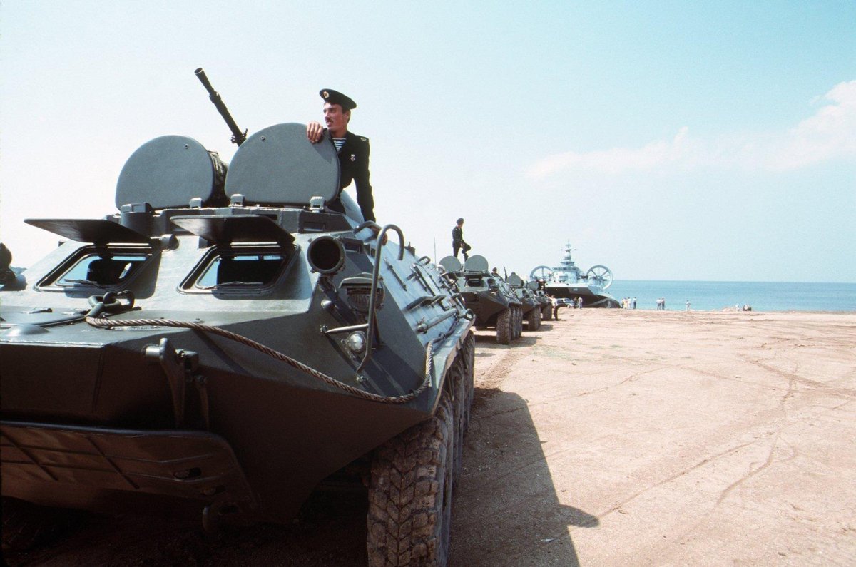 БТР-60 морская пехота