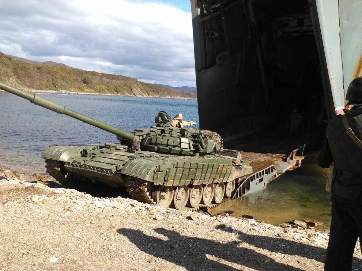 Т 80 морской пехоты