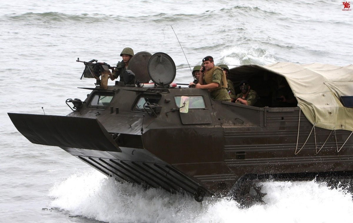 Высадка десанта морской пехоты РФ