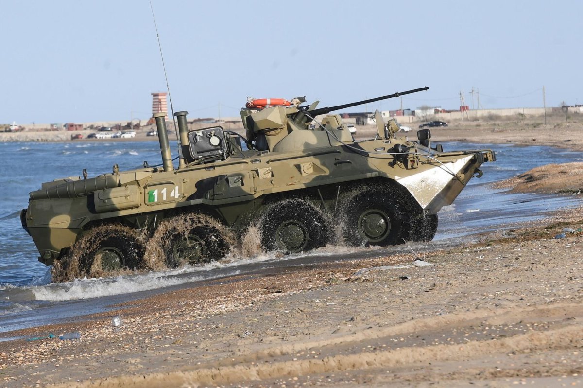 БТР-82ат армия-2020