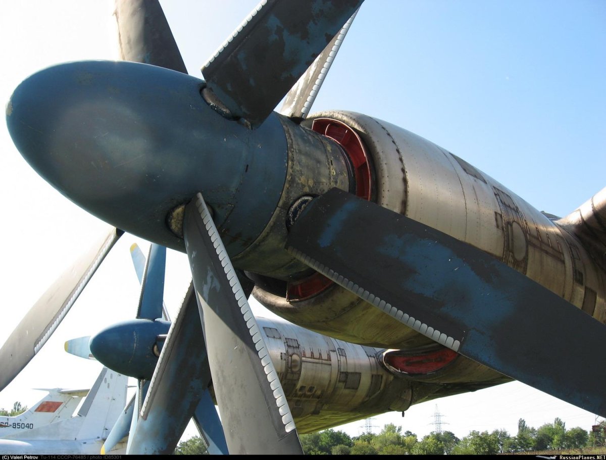 Турбовинтовой двигатель НК-12мв