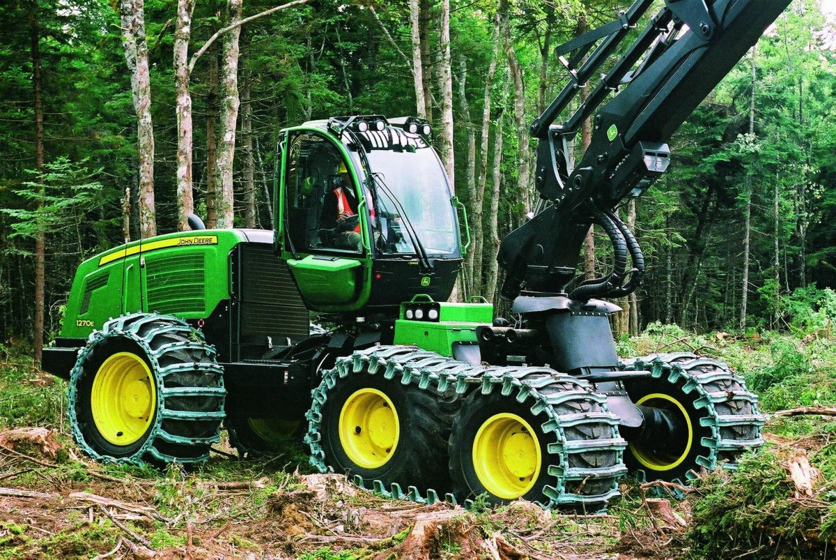 Харвестер Джон Дир гусеничный