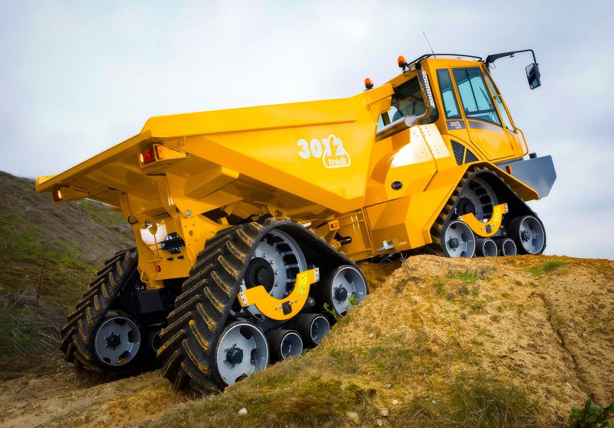 Сочлененный самосвал Белл гусеничный