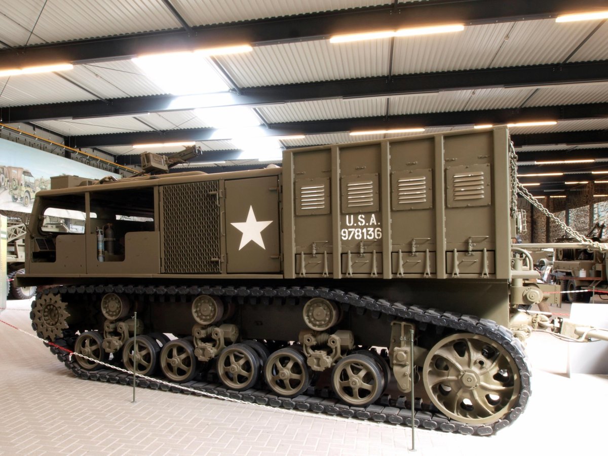 Атл артиллерийский тягач