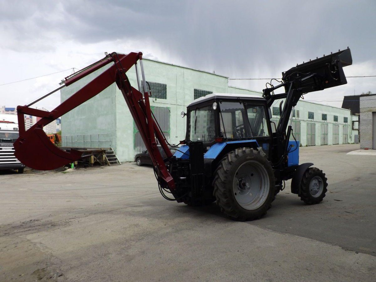 Экскаватор ЭО 2626 на базе трактора МТЗ-82