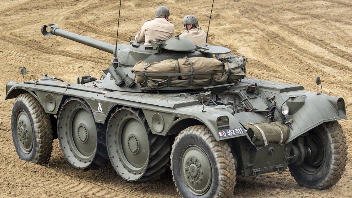 Panhard EBR 75