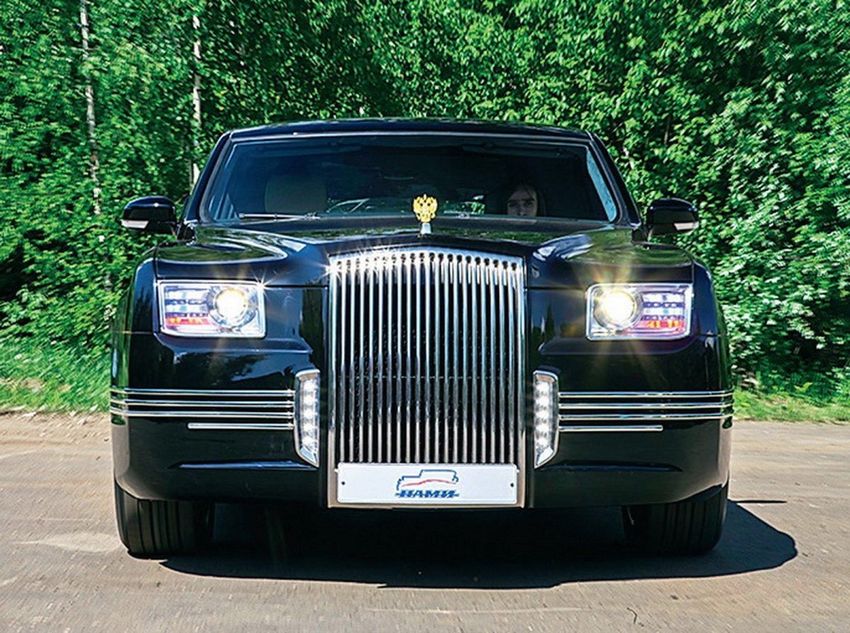 Аурус лимузин президента