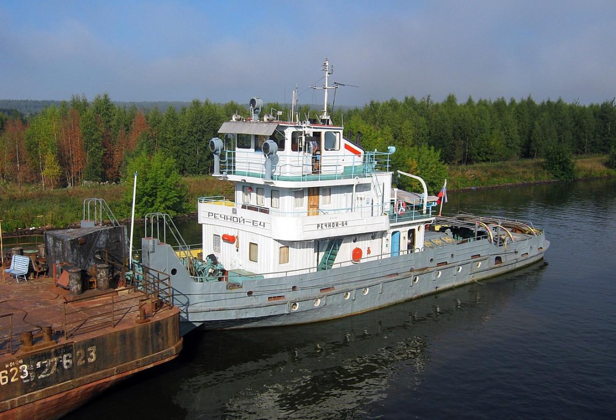 Речные буксиры и толкачи