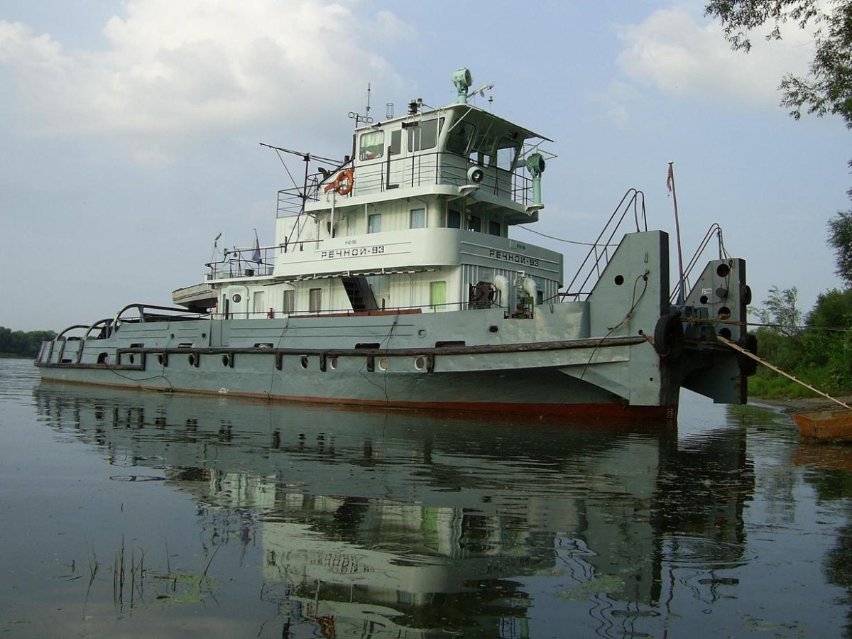Теплоход Речной 93