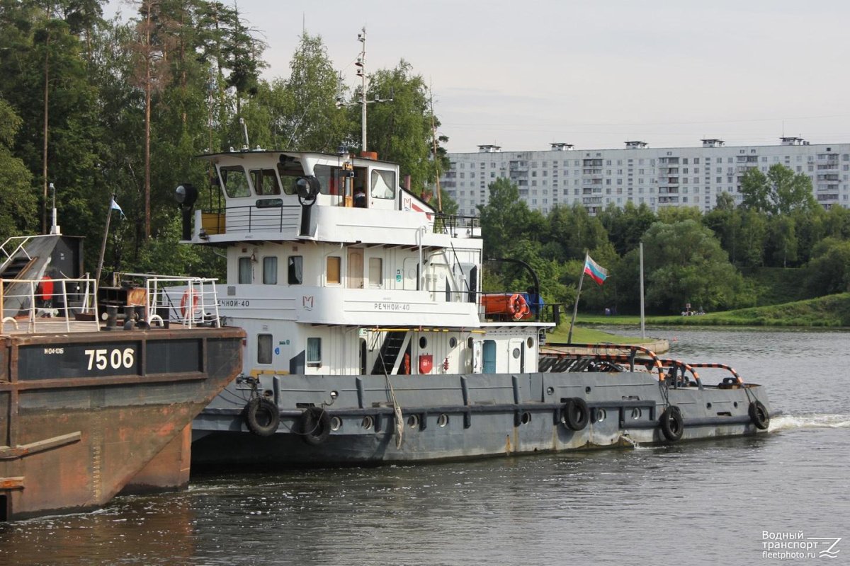 Теплоход Речной 40