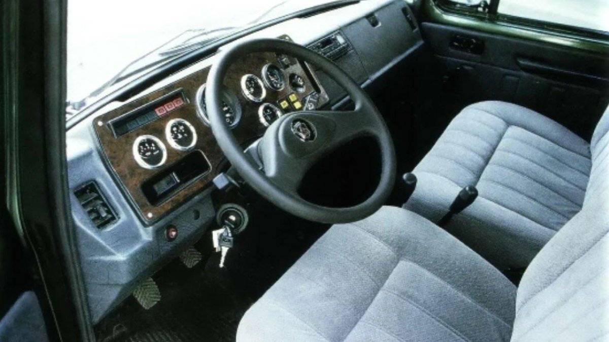 ГАЗ-2308 Атаман салон