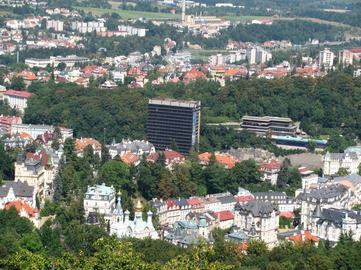 Башня Диана Карловы вары