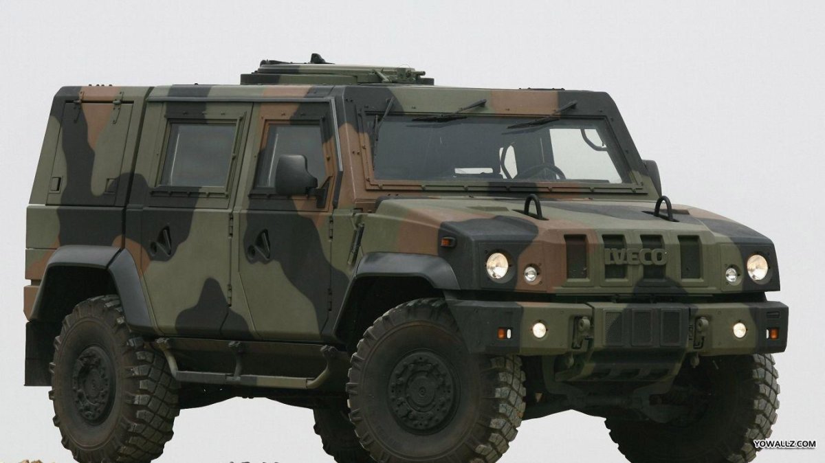 Iveco LMV Рысь