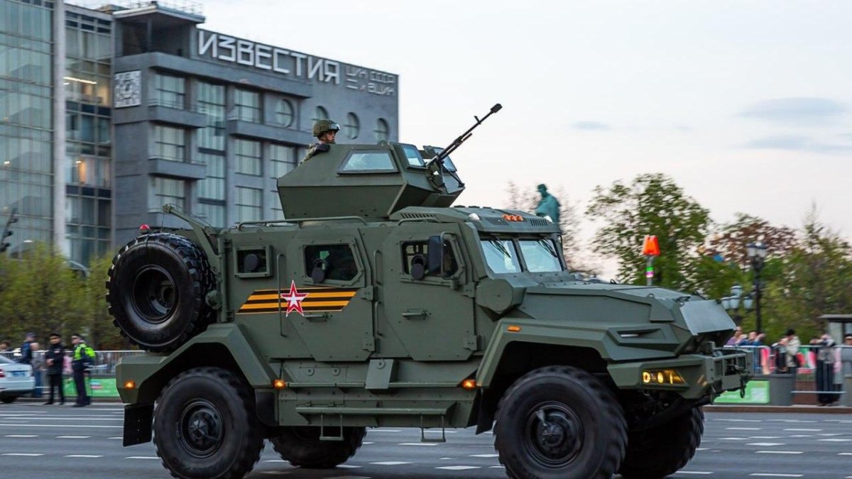 ВПК Урал бронеавтомобиль