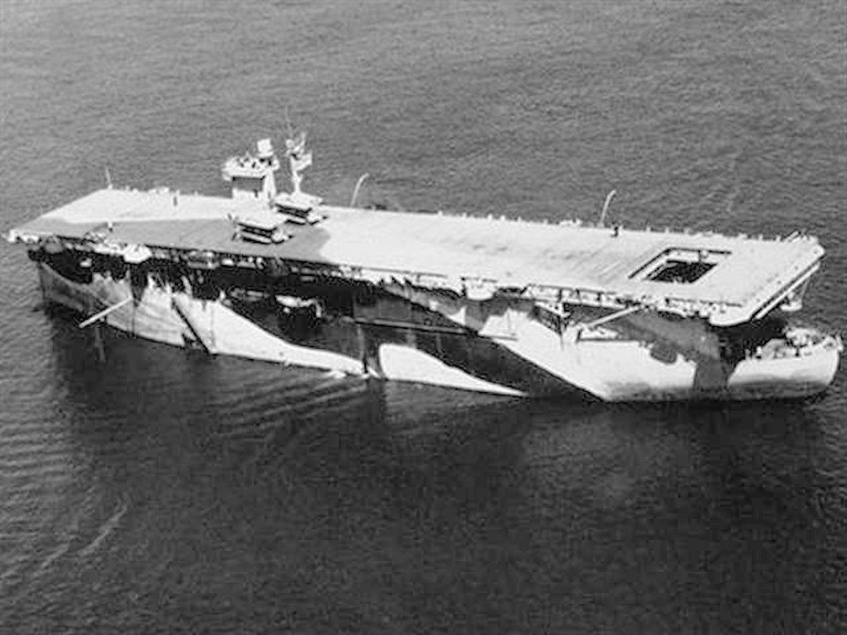 Эскортный авианосец