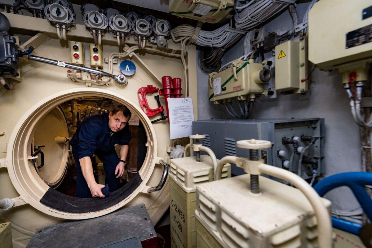 Машинист-Турбинист подводной лодки