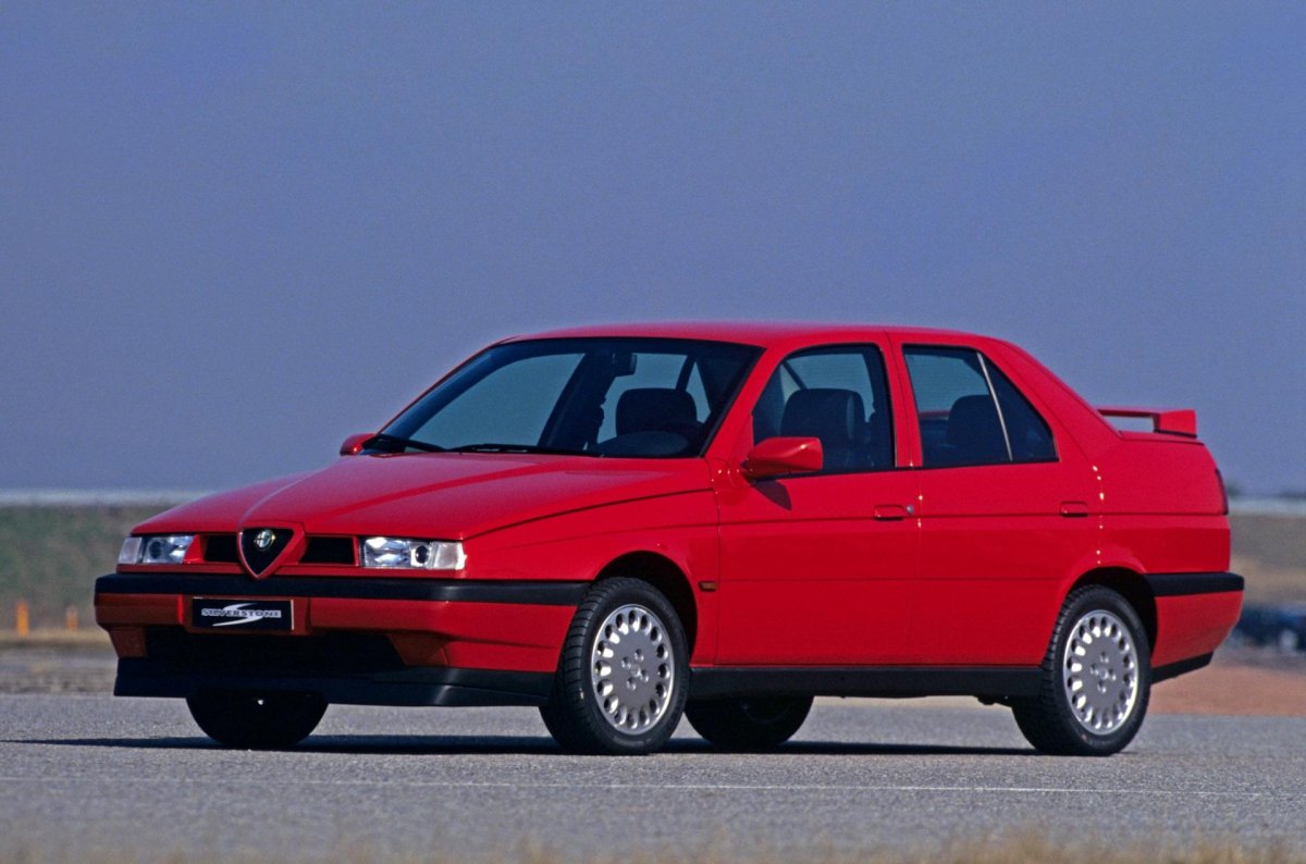 Alfa Romeo 155