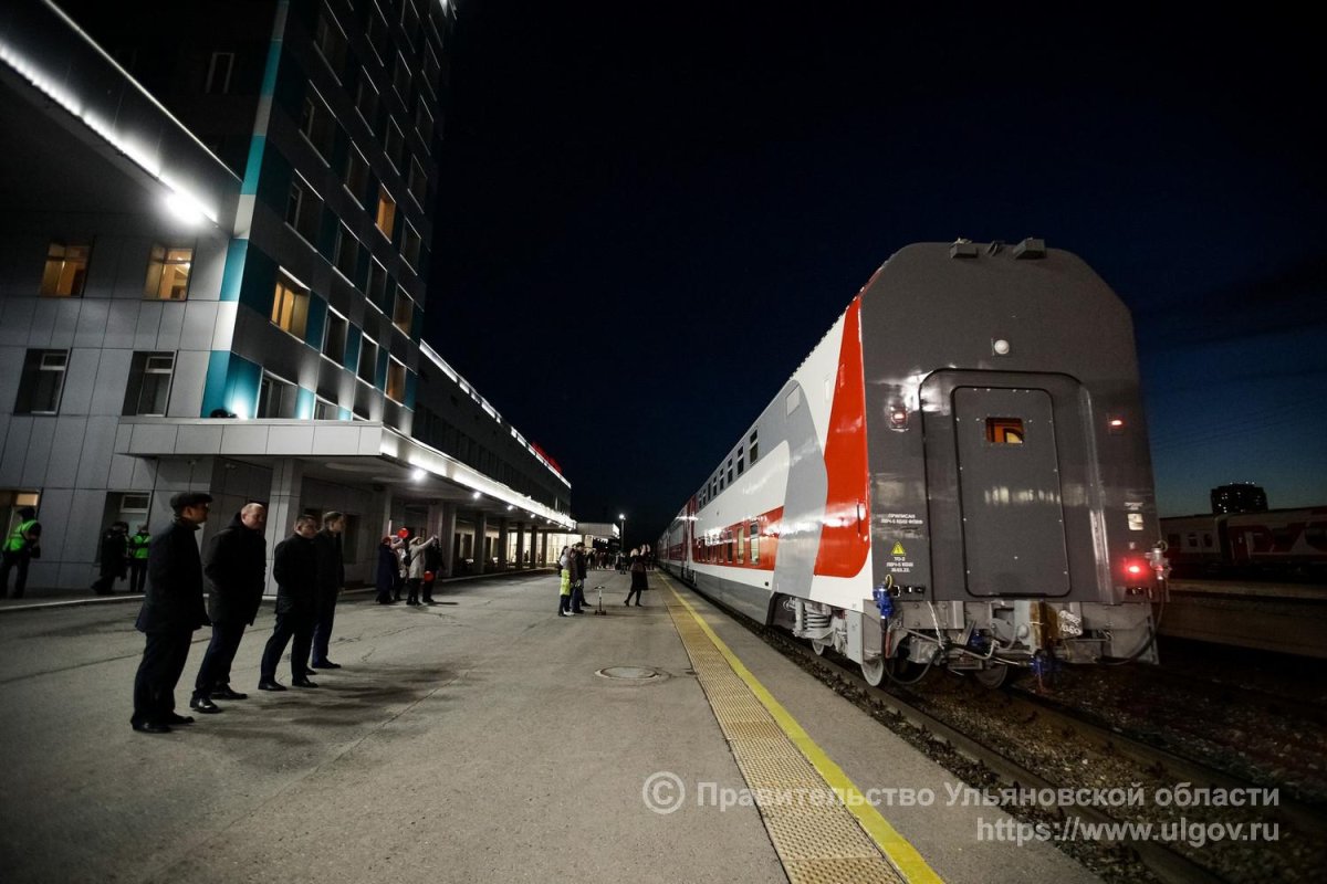 Италмас поезд двухэтажный