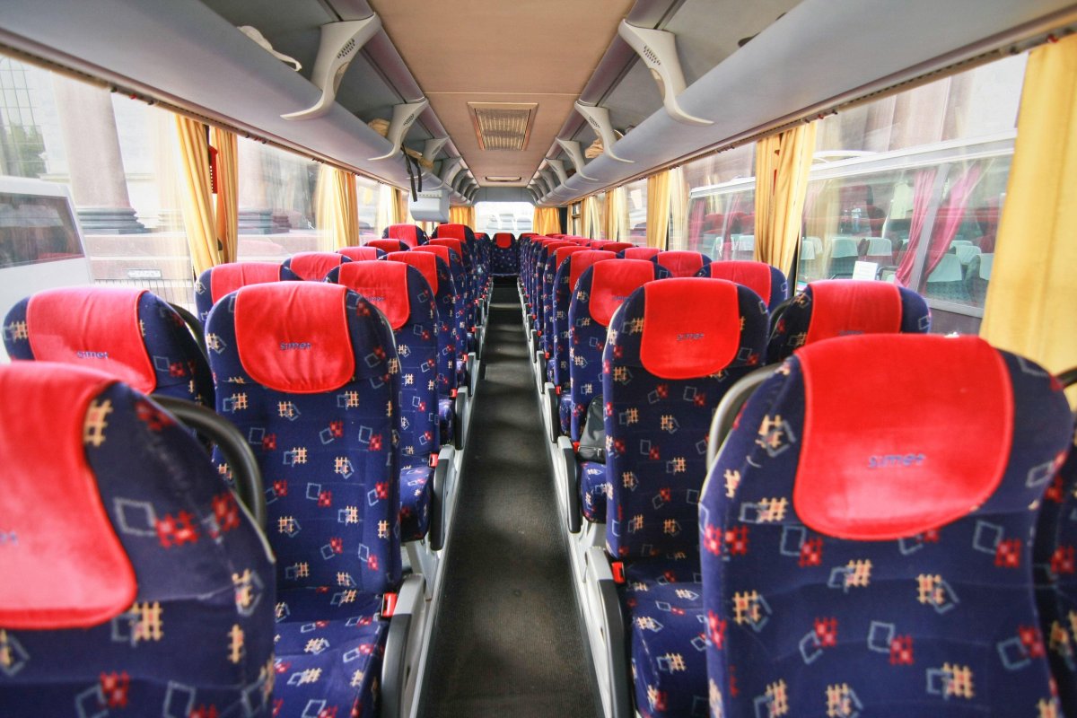 Автобус Скания 50 мест