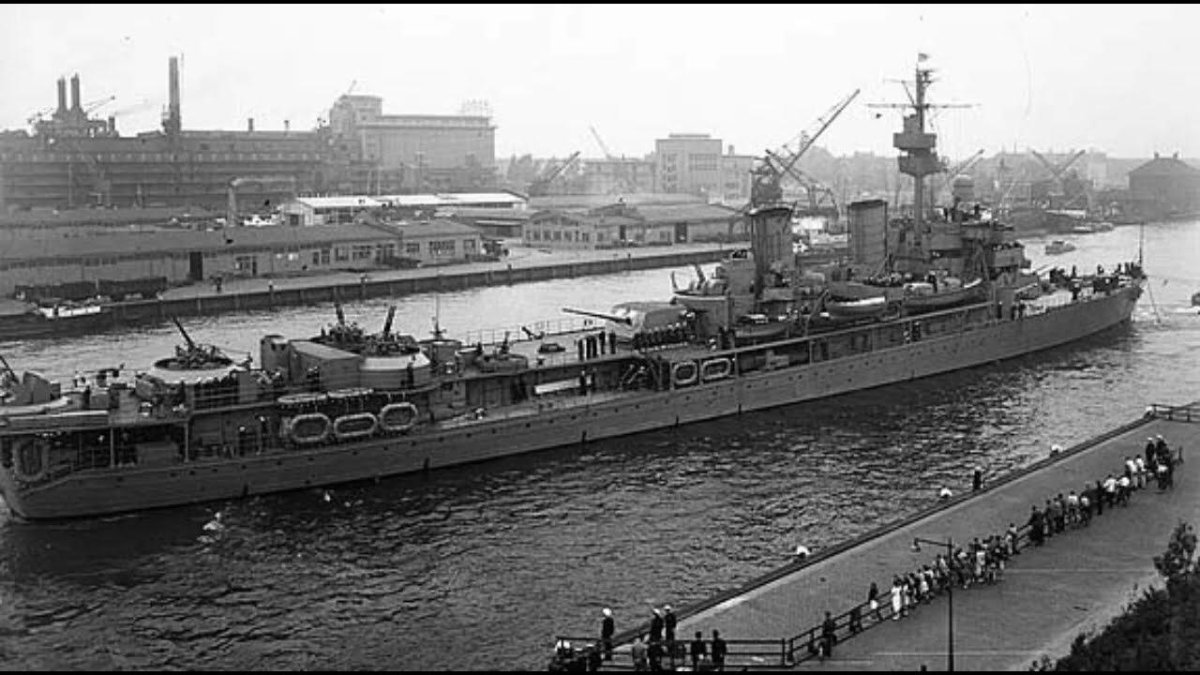 Крейсер Готланд шведский