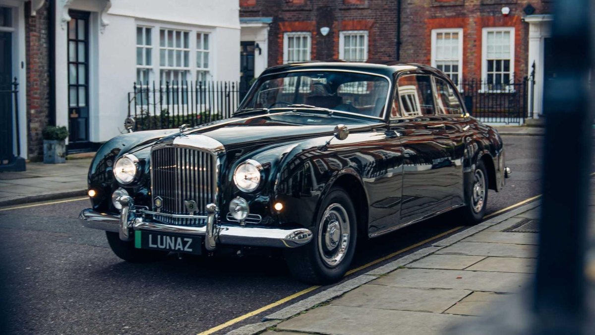 Bentley s2